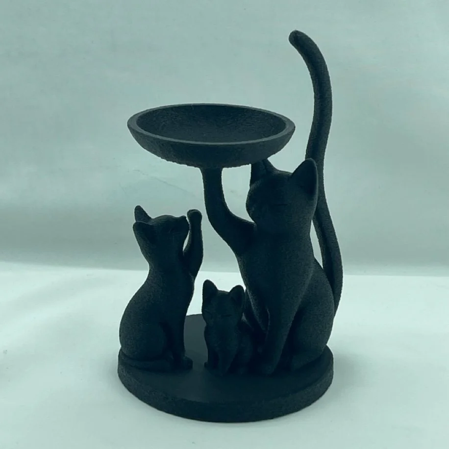 Tepsi Tutan Kedi Dekoru